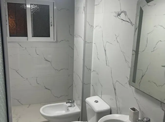 Toni House Apartment *
